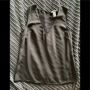 H&M black sleeveless top